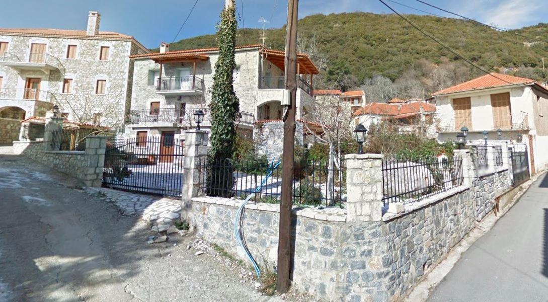 Villa Stonehouse Dome Lagadia à Lagkadia Extérieur photo