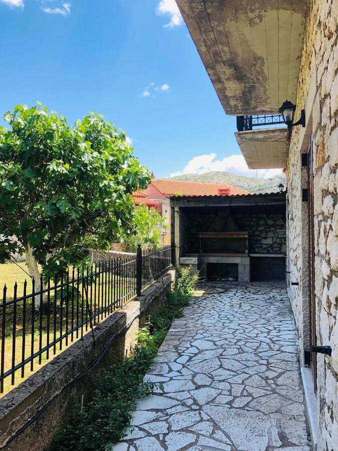 Villa Stonehouse Dome Lagadia à Lagkadia Extérieur photo